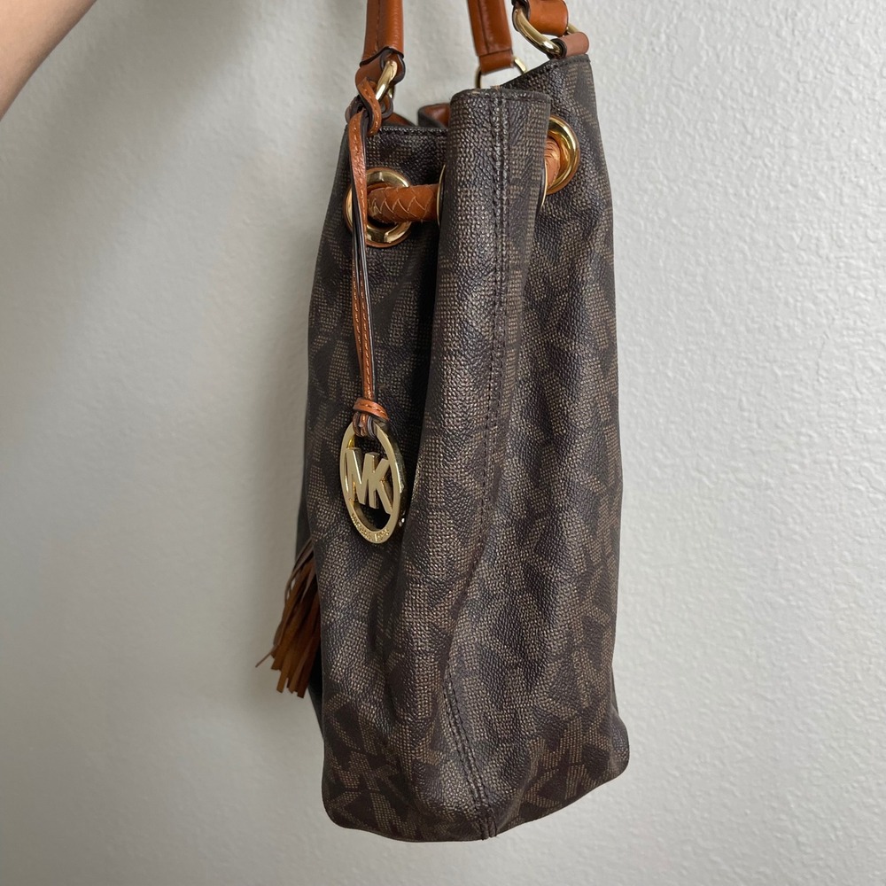 Michael Kors Brown Monogram Drawstring Shoulder Bag with Leather Tassels Gold HW - Picture 5 of 9